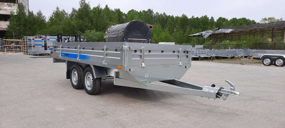 Faro MAGICUS 330, passenger car trailers
