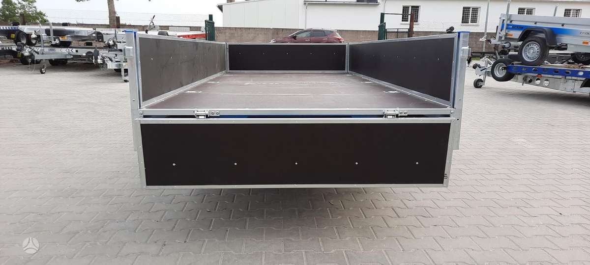 Faro MAGICUS 330, passenger car trailers