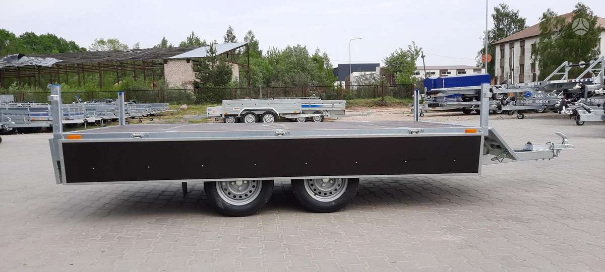 Faro MAGICUS 330, passenger car trailers
