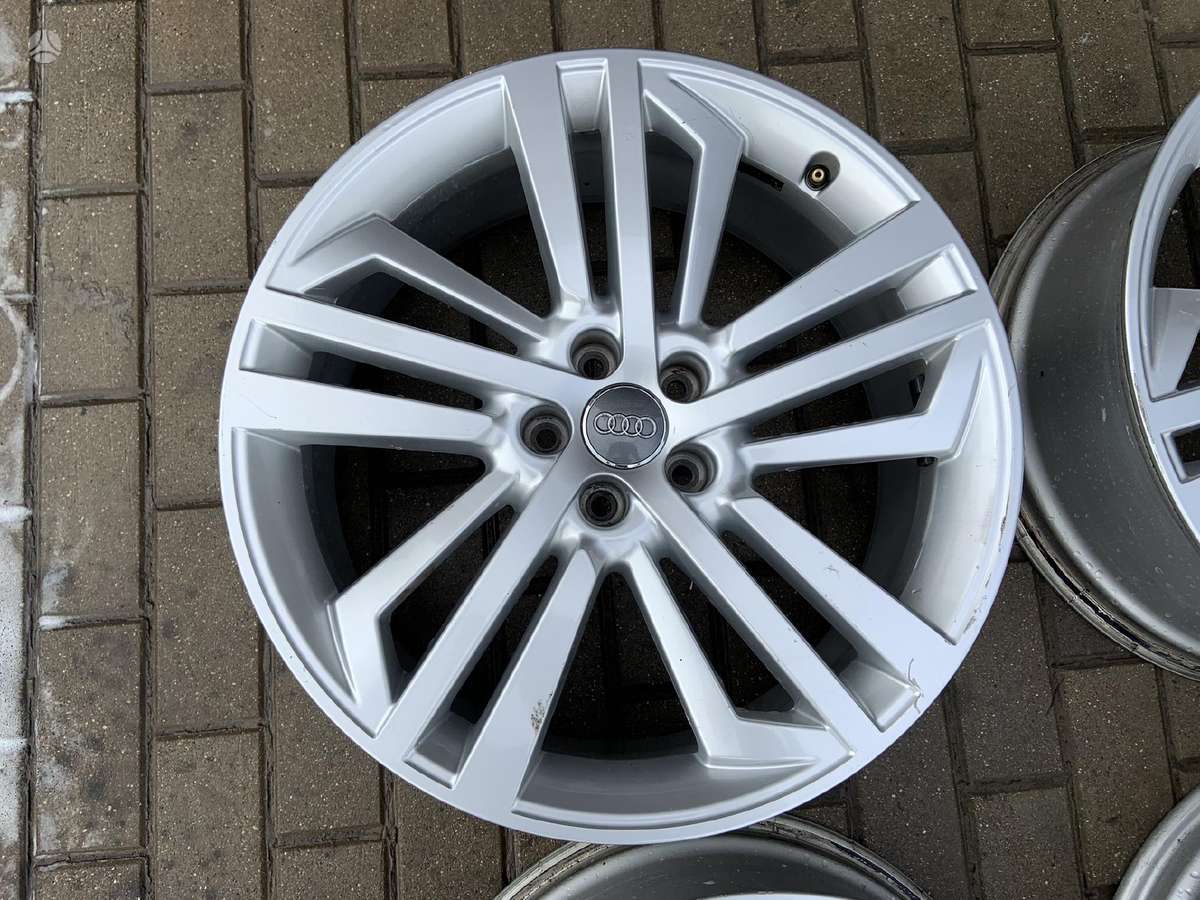 Audi 80a601025F, lengvojo lydinio, R20