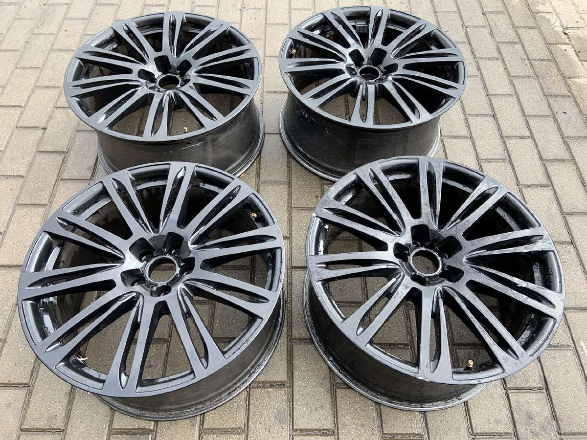 Audi 4h0601025AE, lengvojo lydinio, R20