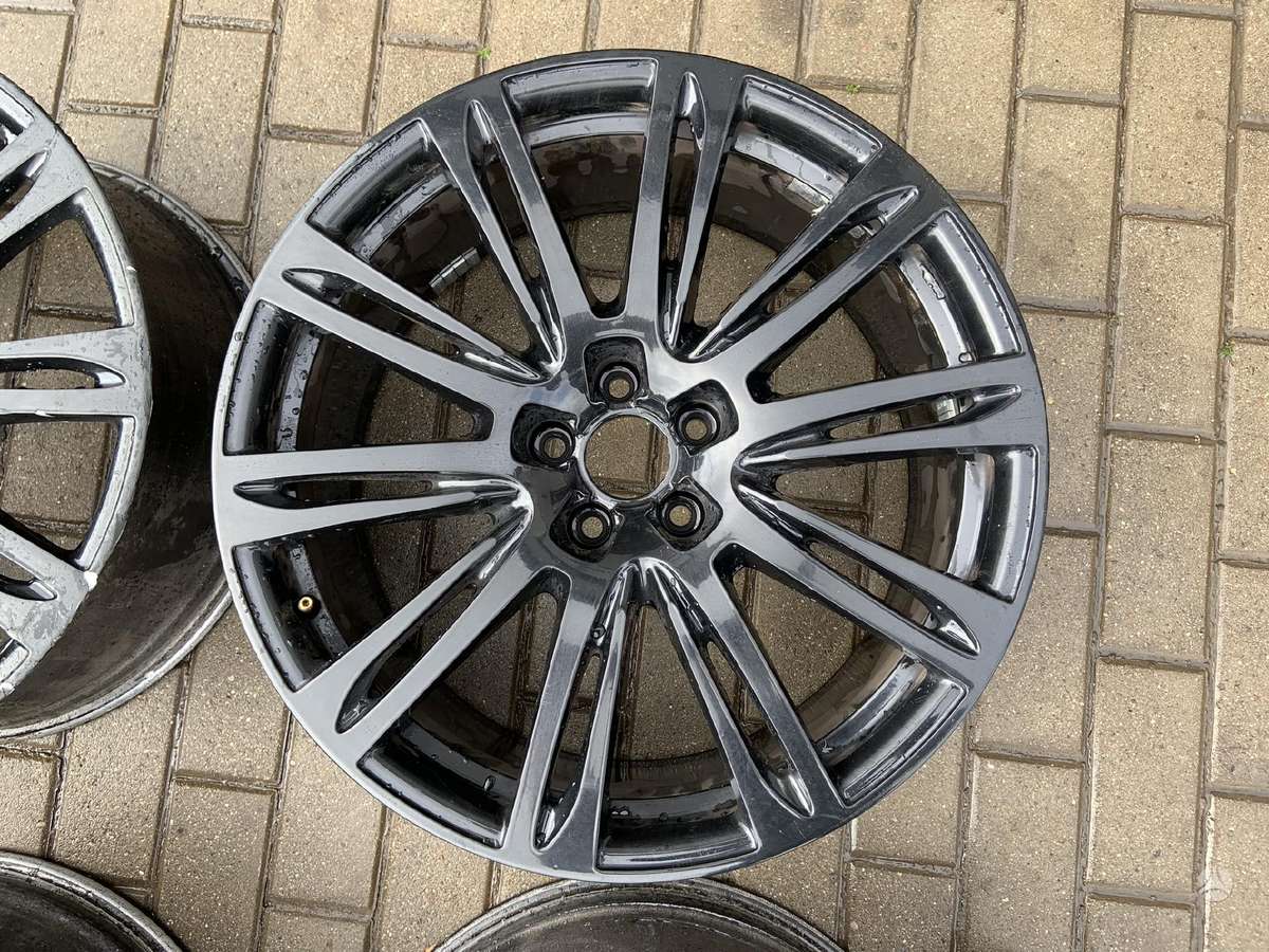 Audi 4h0601025AE, lengvojo lydinio, R20