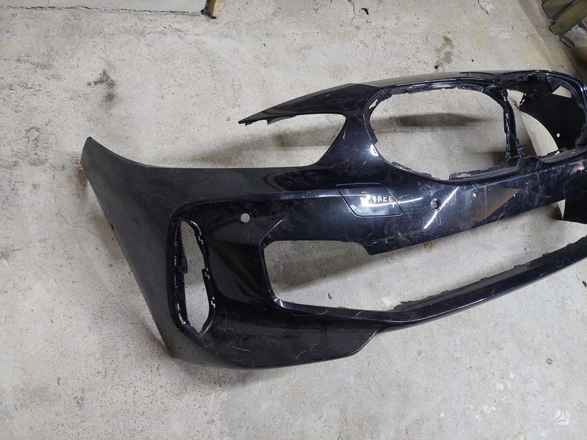 BMW 1 serija Yra pasirinkimas