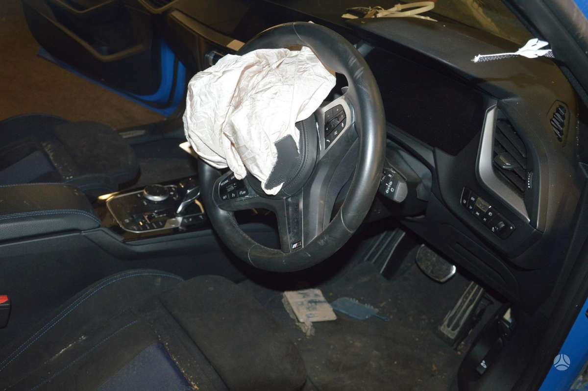 BMW 1 serija rezerves daļās
