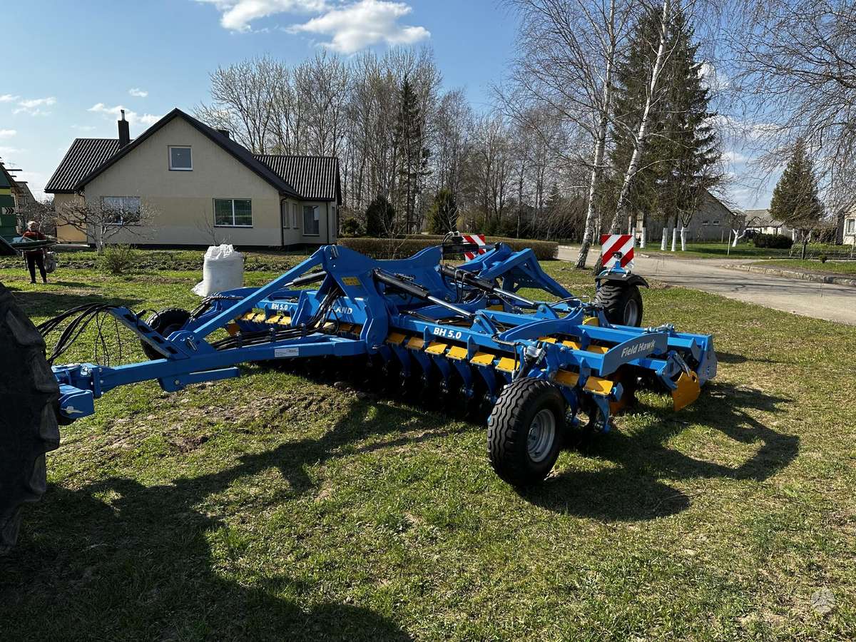ROLLAND FieldHawk-A-5.0, scrapers, scrubbers