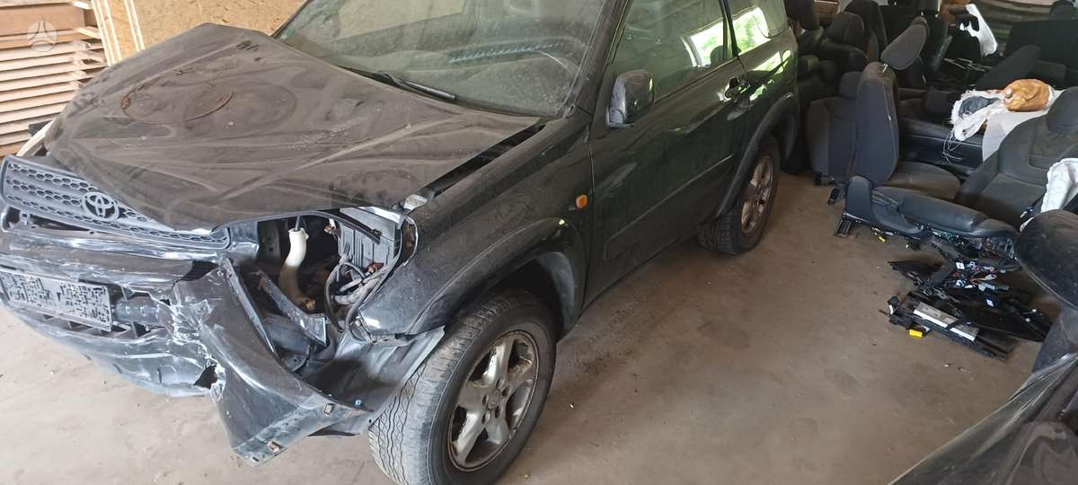 Toyota RAV4 kėbulo dalys