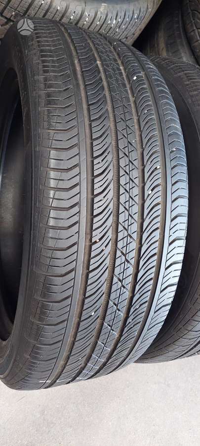 Continental, all-season 235/50 R19