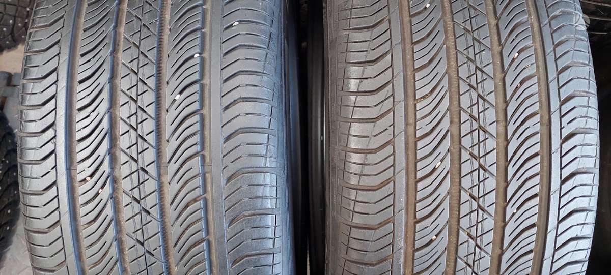 Continental, all-season 235/50 R19
