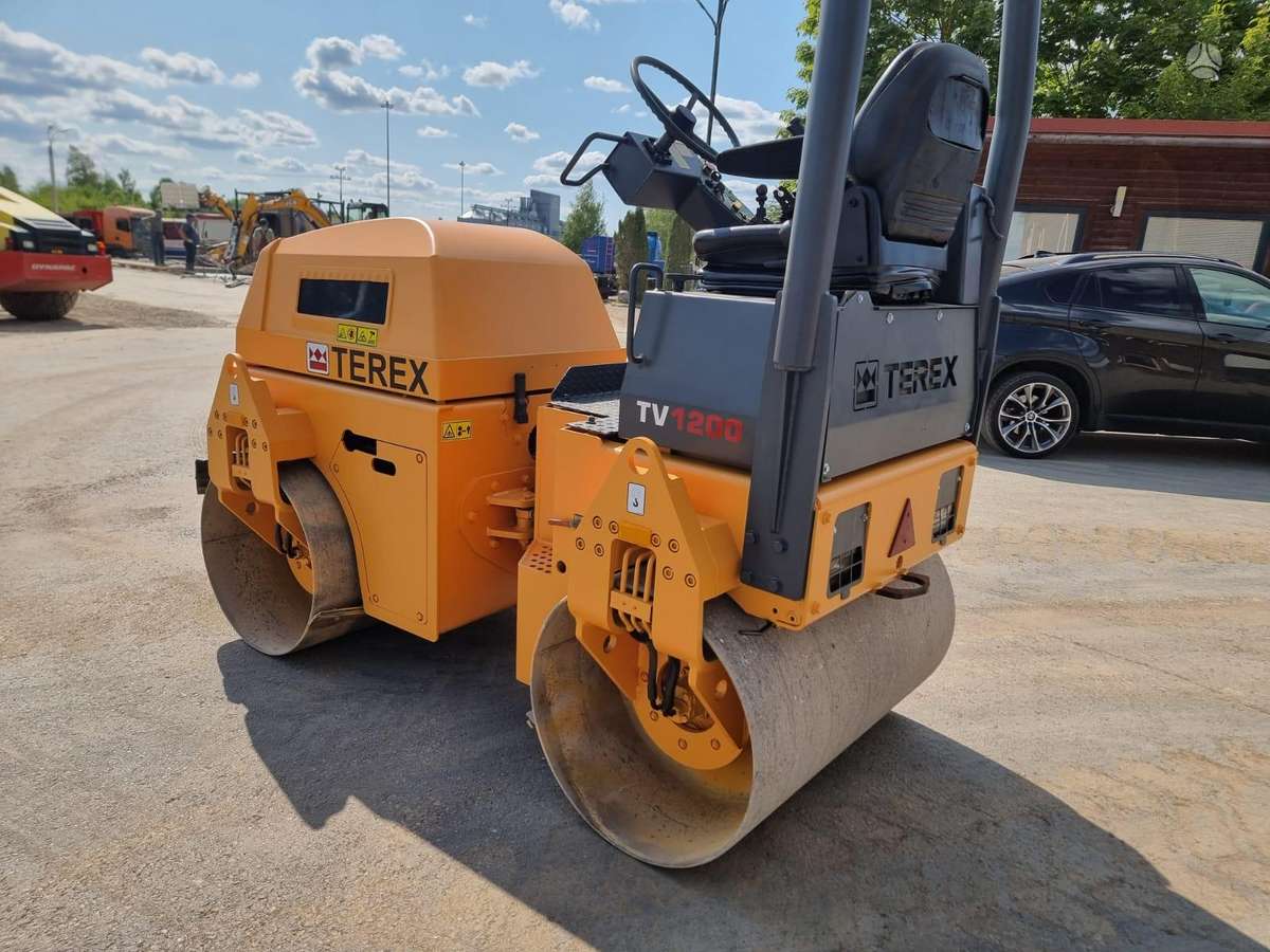 Terex TV 1200, vibrator / compactor