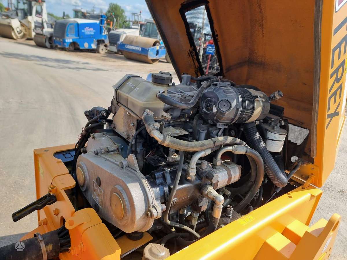 Terex TV 1200, vibrator / compactor