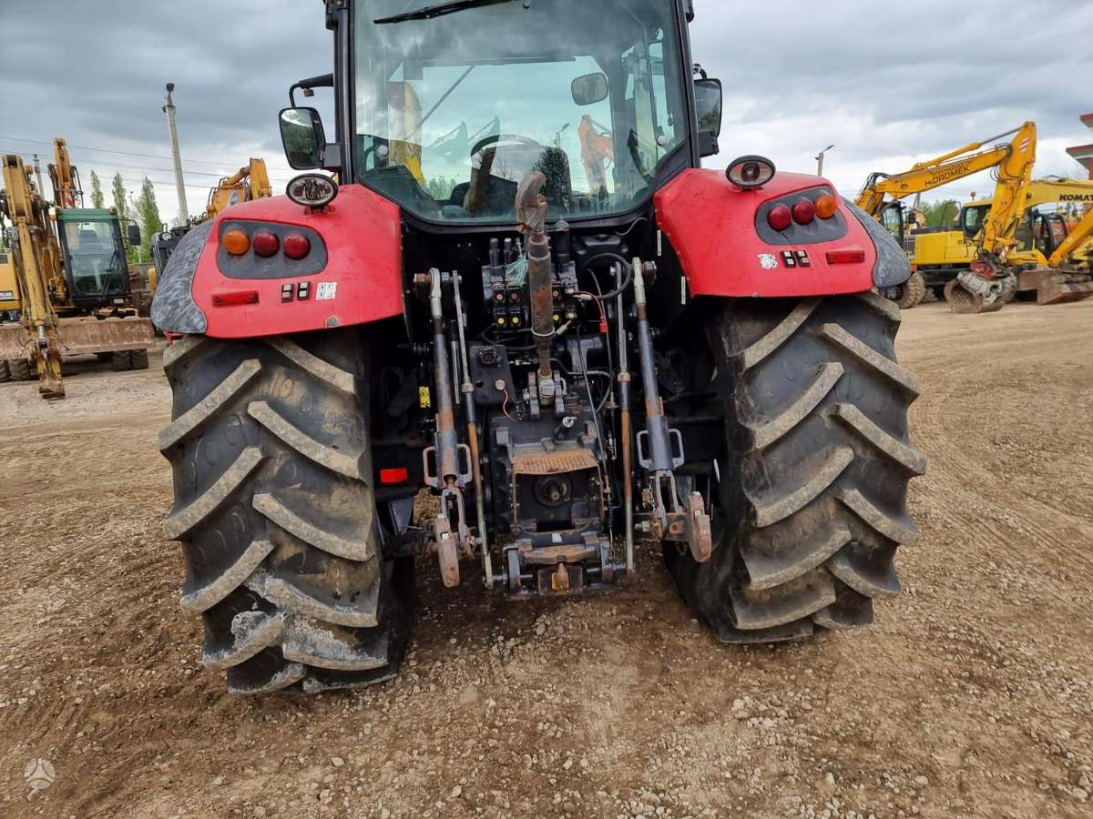 McCORMICK XTX 165, traktori