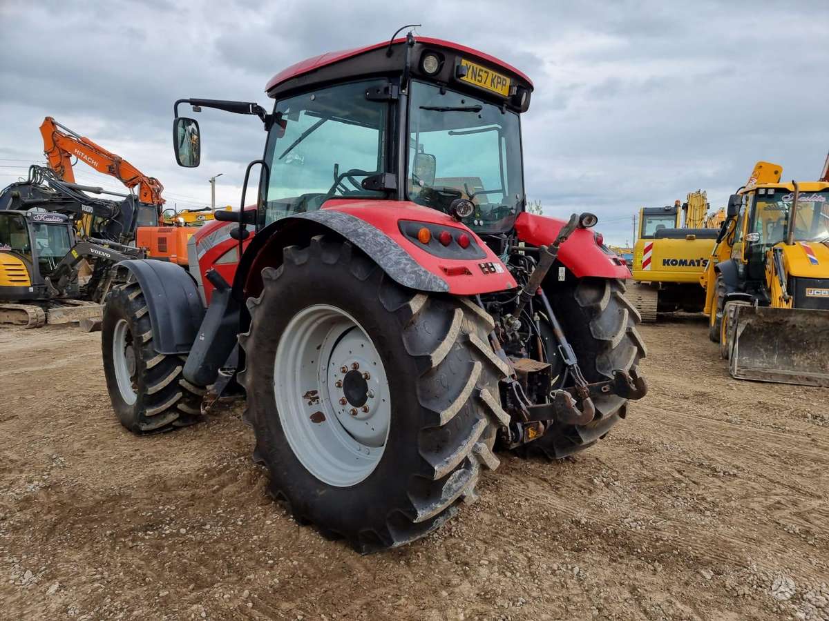 McCORMICK XTX 165, traktori