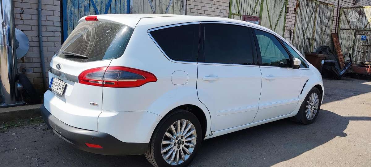 Ford S-MAX