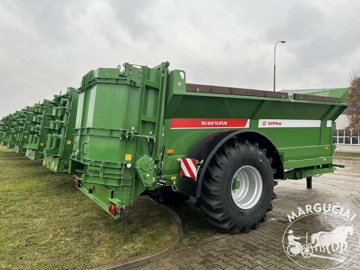 Sipma 8000 kg., manure shakers, compost shredders
