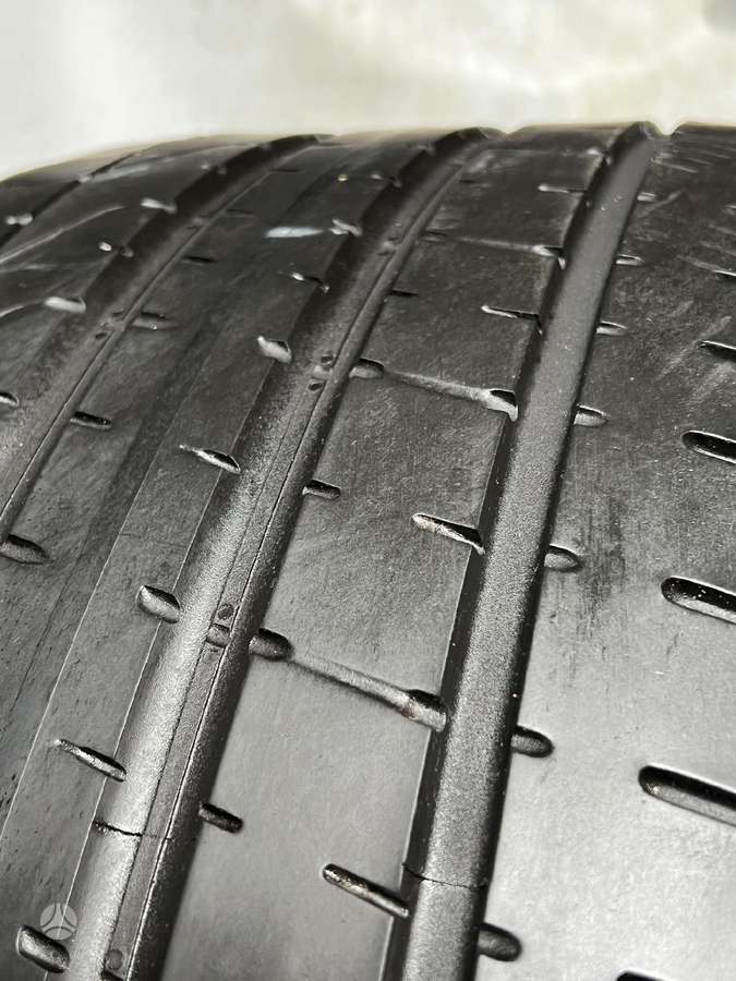Pirelli P ZERO, летние 295/35 R21