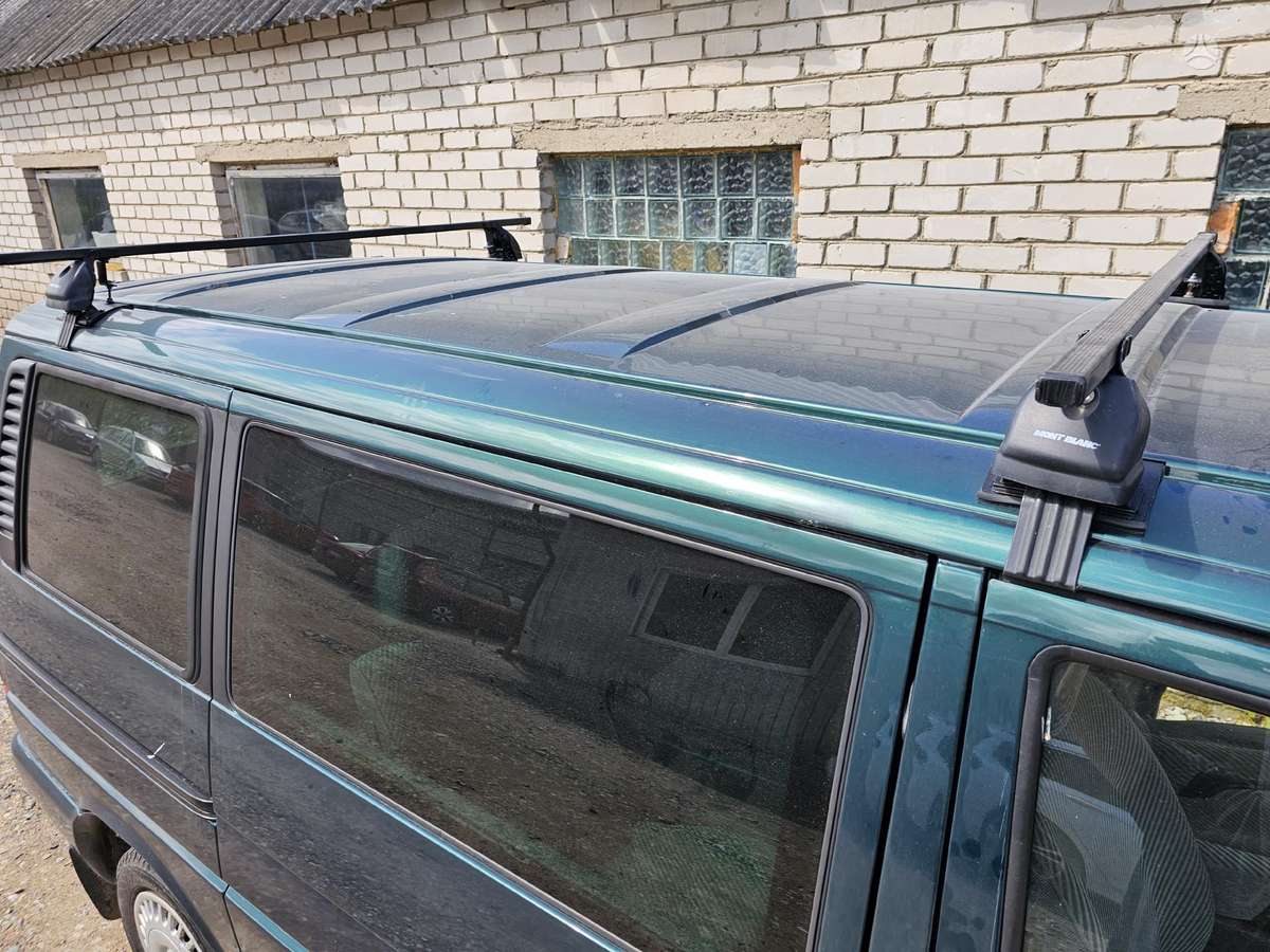 Volkswagen Transporter, passenger vans