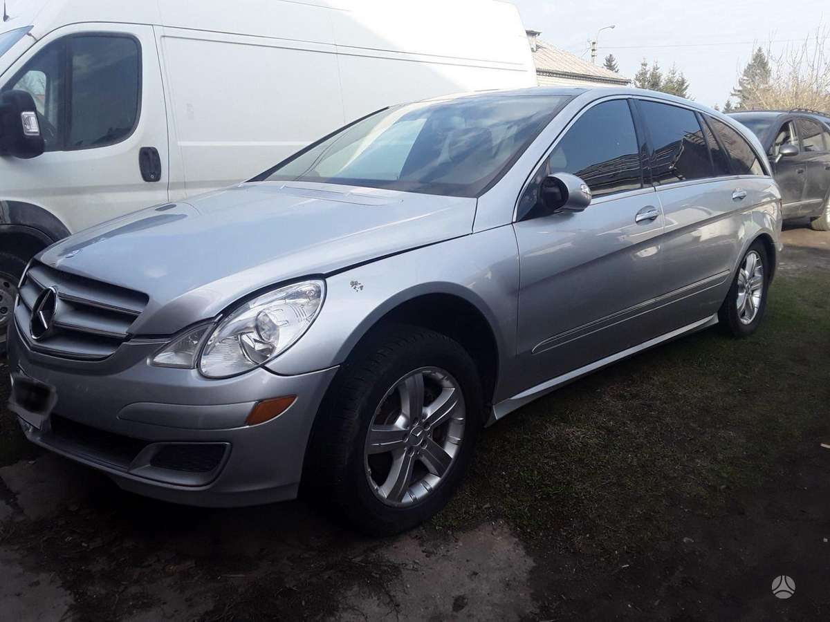 Mercedes-Benz R klasė dalimis