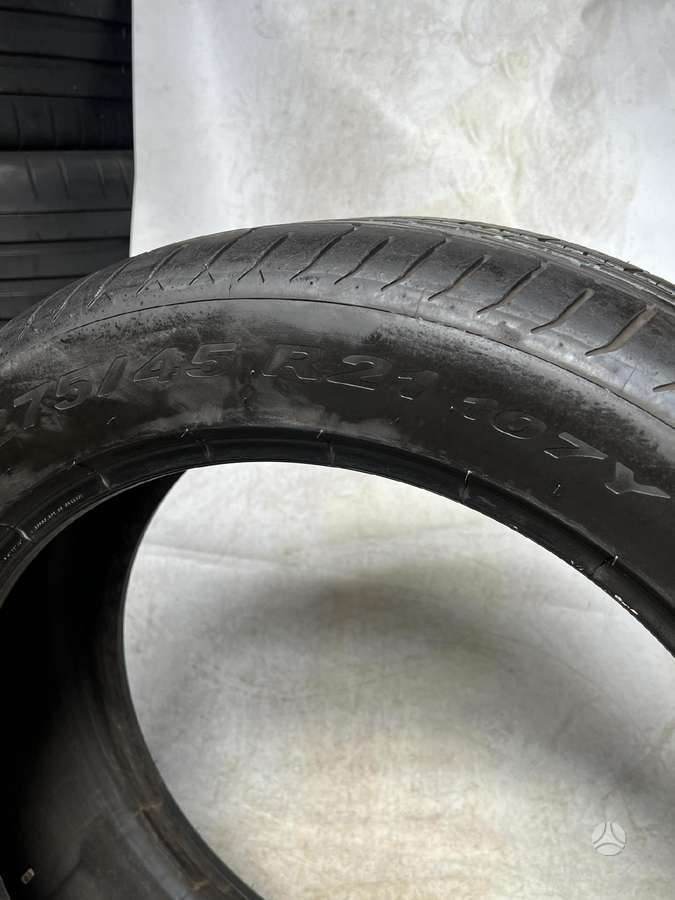 Pirelli P ZERO | 2 VNT., летние 275/45 R21