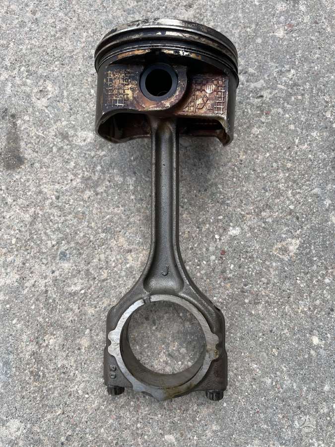 Mitsubishi Outlander, 4J11, pistons