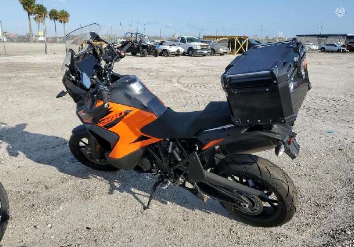 KTM Super Adventure, enduro / adventure