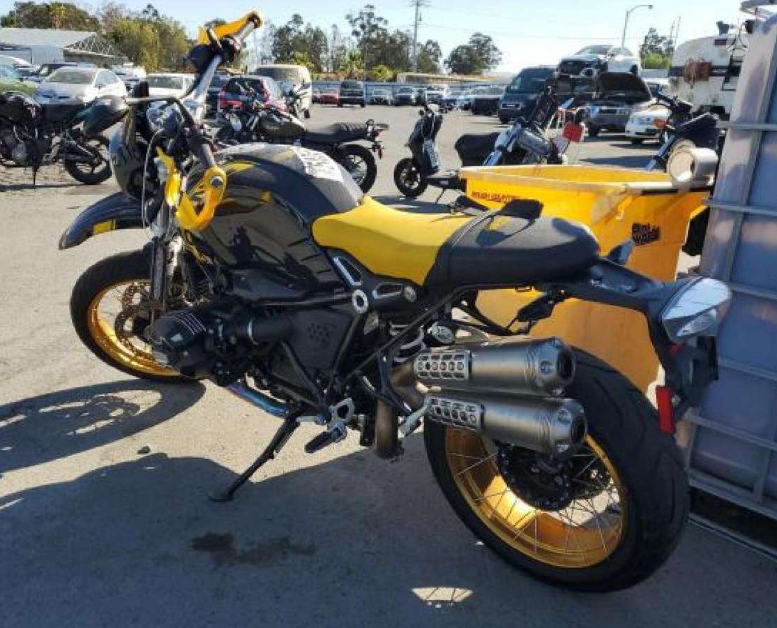 BMW R nineT, enduro / adventure
