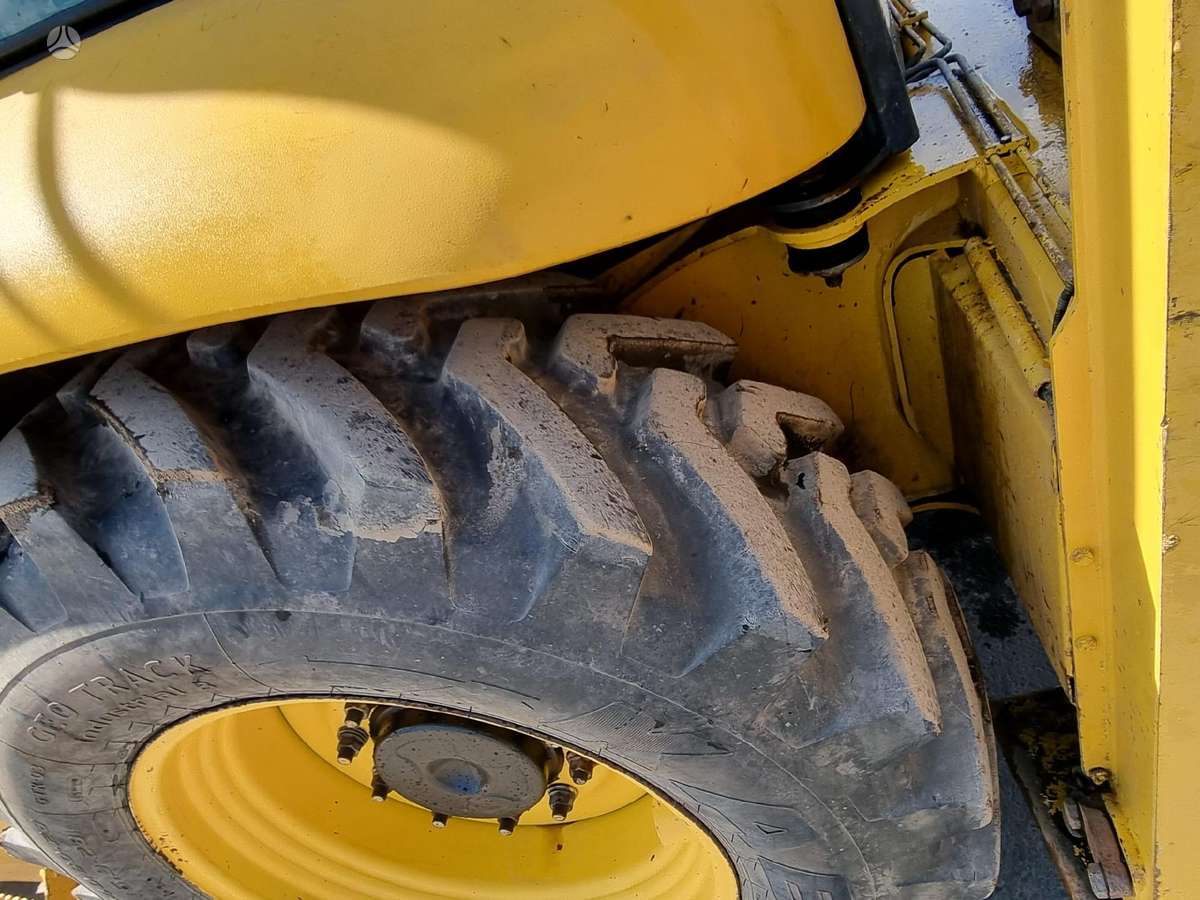 Komatsu WB 93 S-5EO, excavator loader
