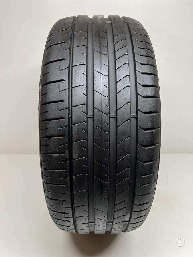Pirelli P-Zero MOE-S RFT 2022m, summer 255/40 R20
