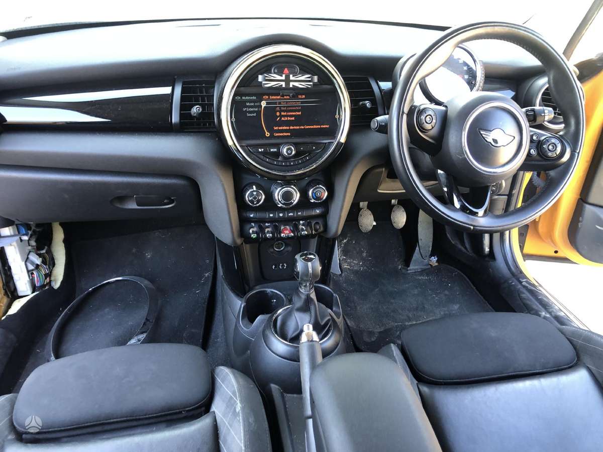 Mini Cooper dalimis. Rida 44000