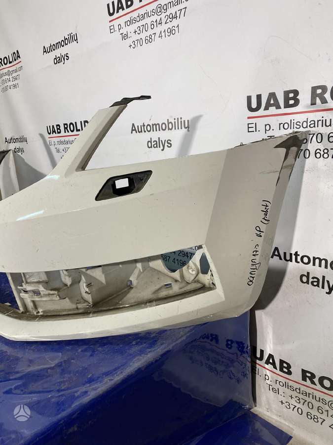 Skoda Octavia body parts