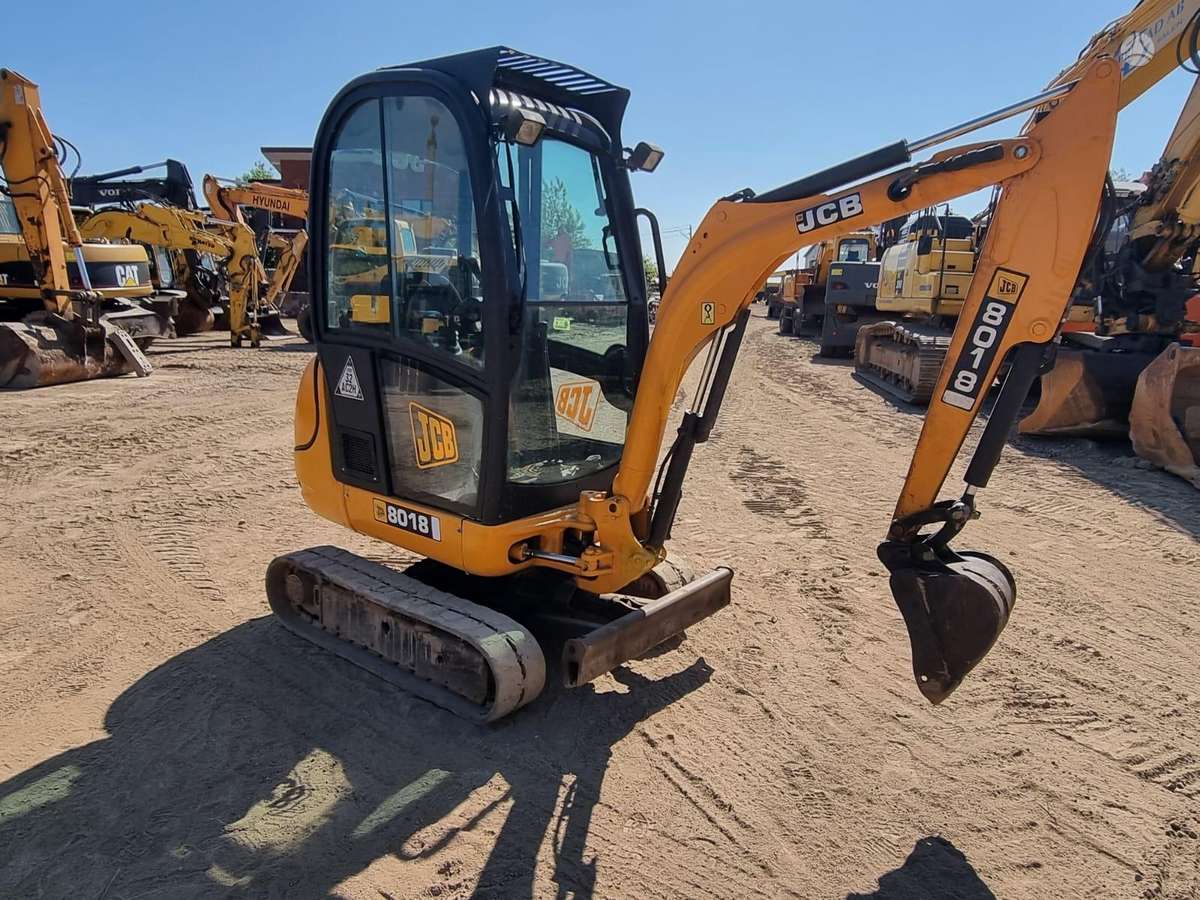 JCB 8018, экскаваторы