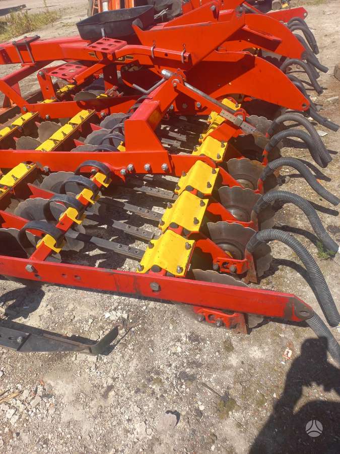 Vaderstad RAPID 400C, seeders, planters