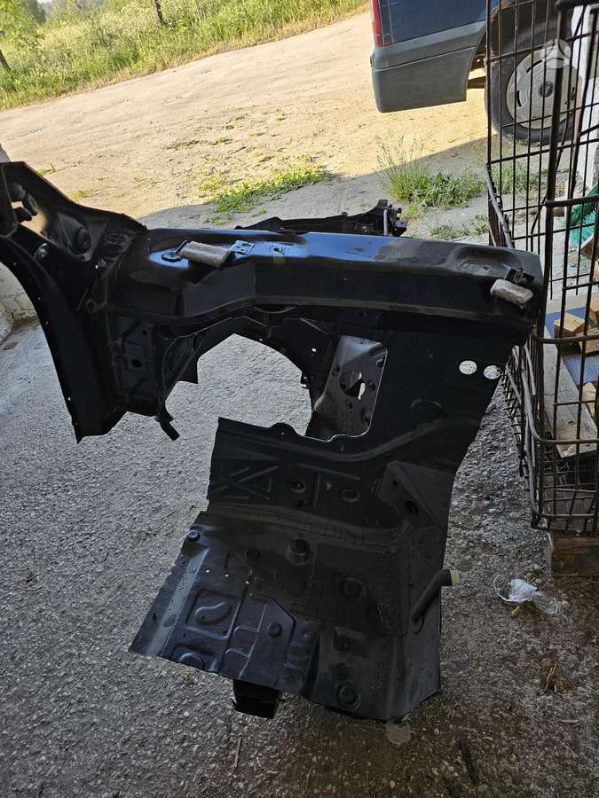 BMW X6 frame rails (fornt, rear)
