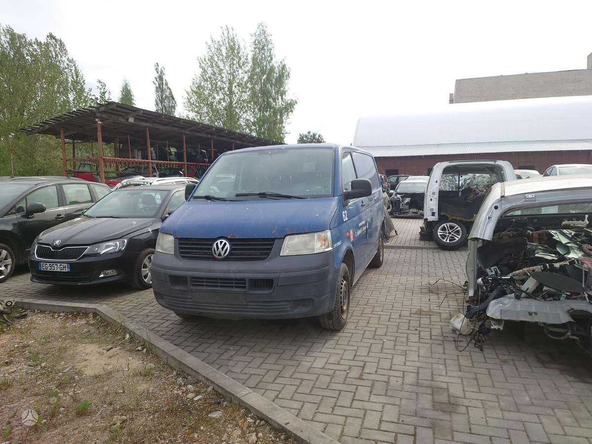 Volkswagen Transporter, preču