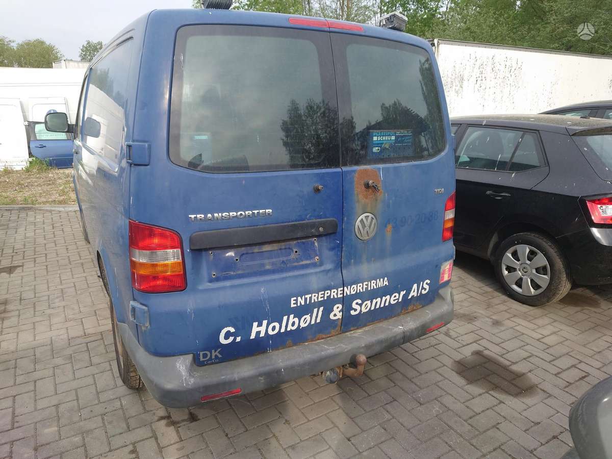 Volkswagen Transporter, preču