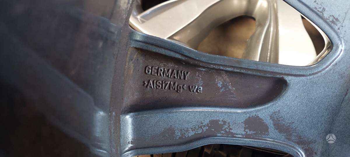 Land Rover, lengvojo lydinio, R21