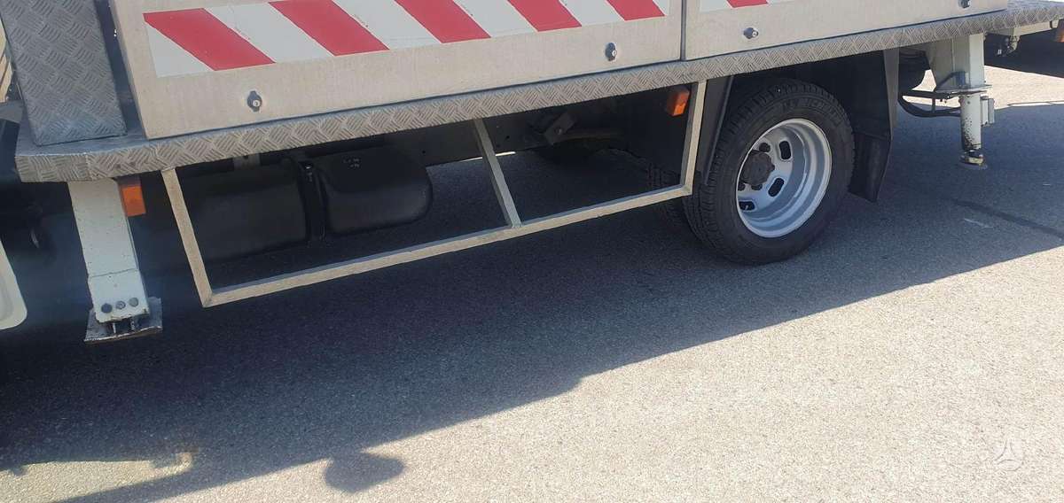 Iveco 50C18, automobiliniai bokšteliai