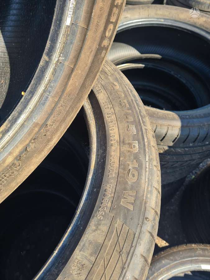 Continental, летние 245/45 R19
