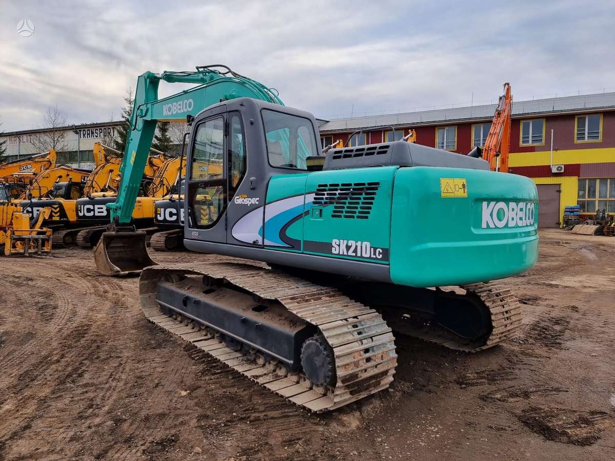 Kobelco 210LC, excavator