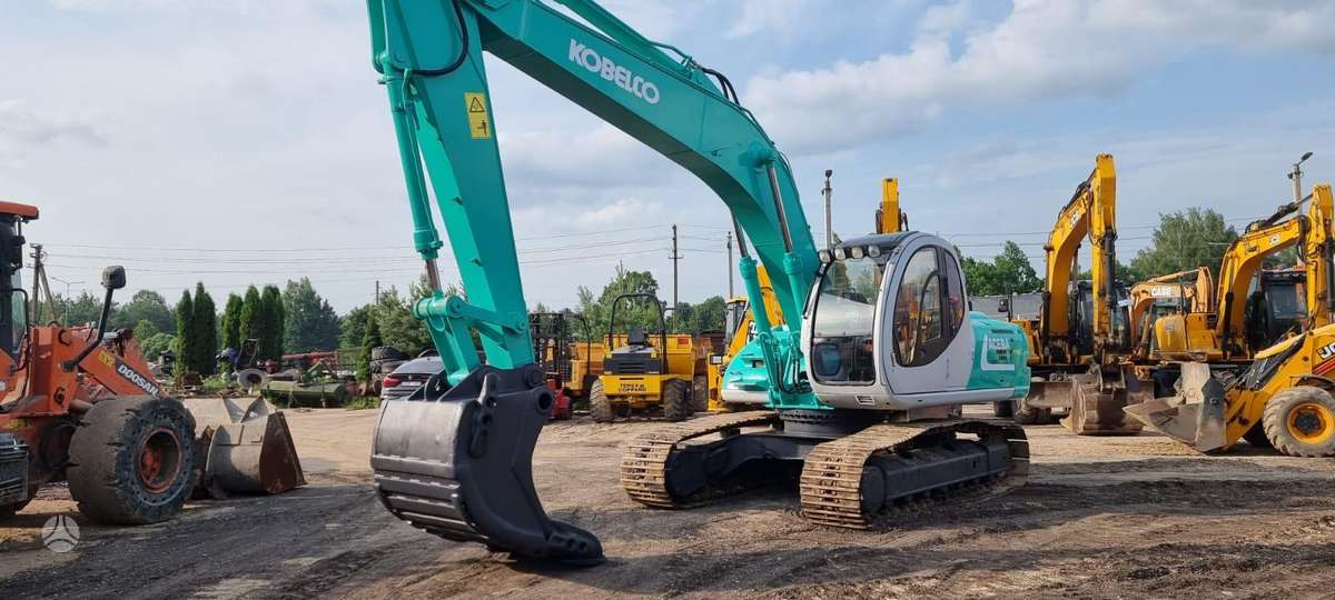 Kobelco SK200LC, ekskavatori