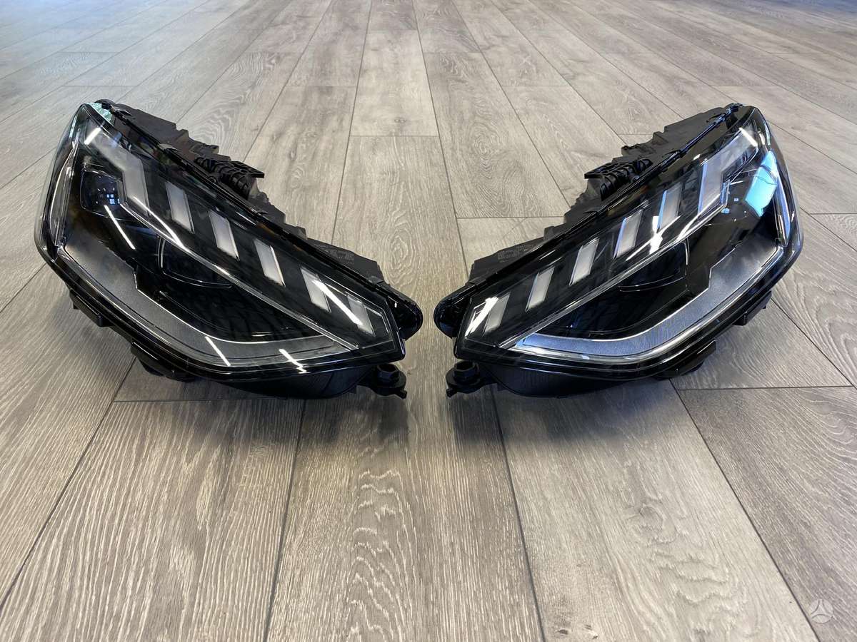 Audi A4 lights