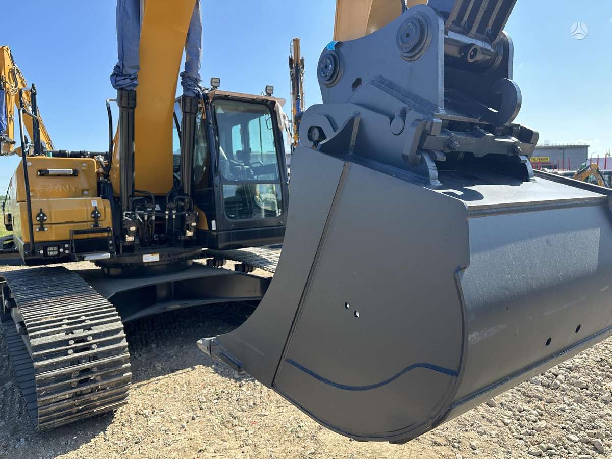 SANY SY215C, excavator
