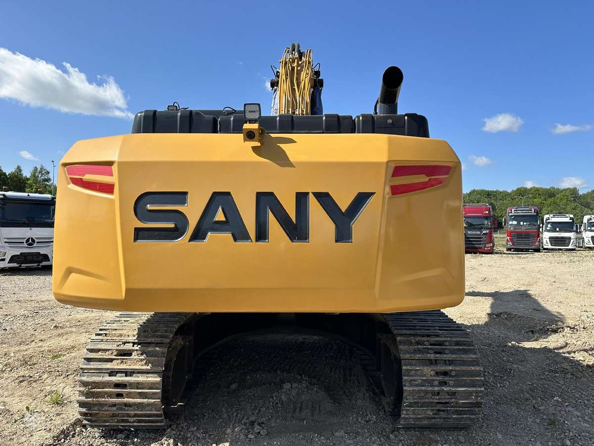 SANY SY215C, экскаваторы