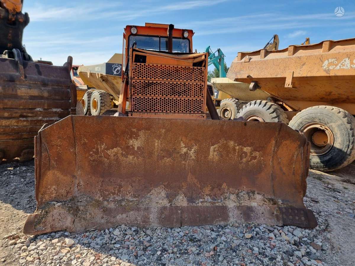 -Kita- CTZ B10, bulldozer