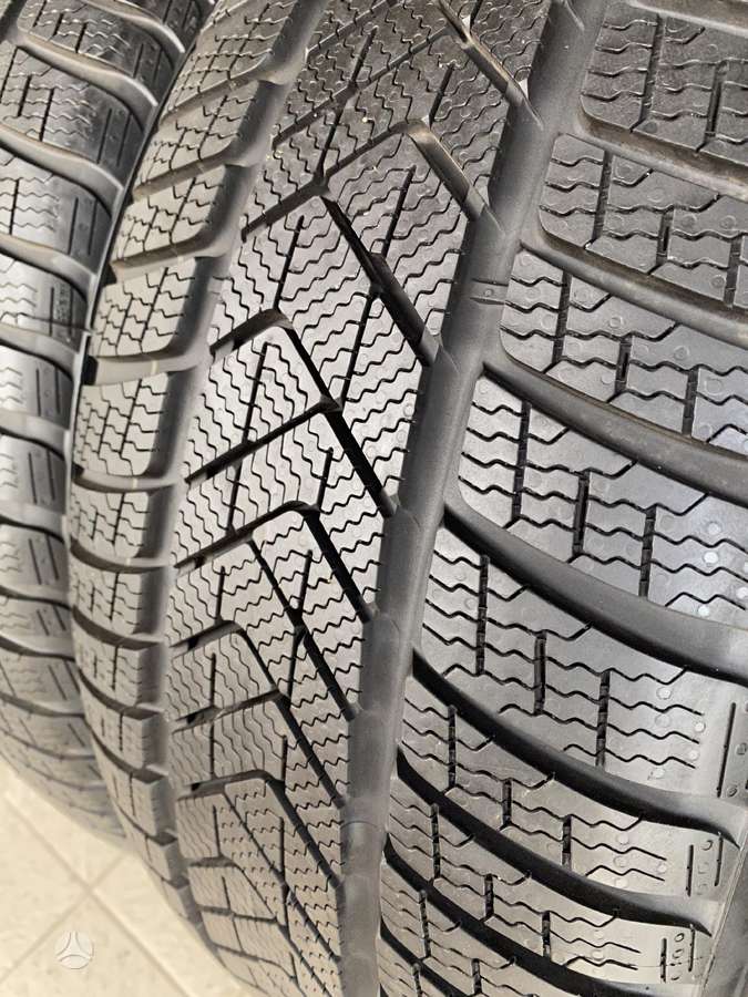 Pirelli Scorpion winter, žieminės 265/50 R19