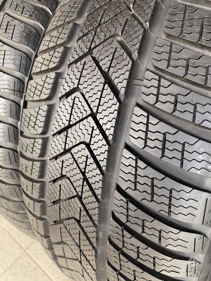 Pirelli Scorpion winter, зимние 265/50 R19