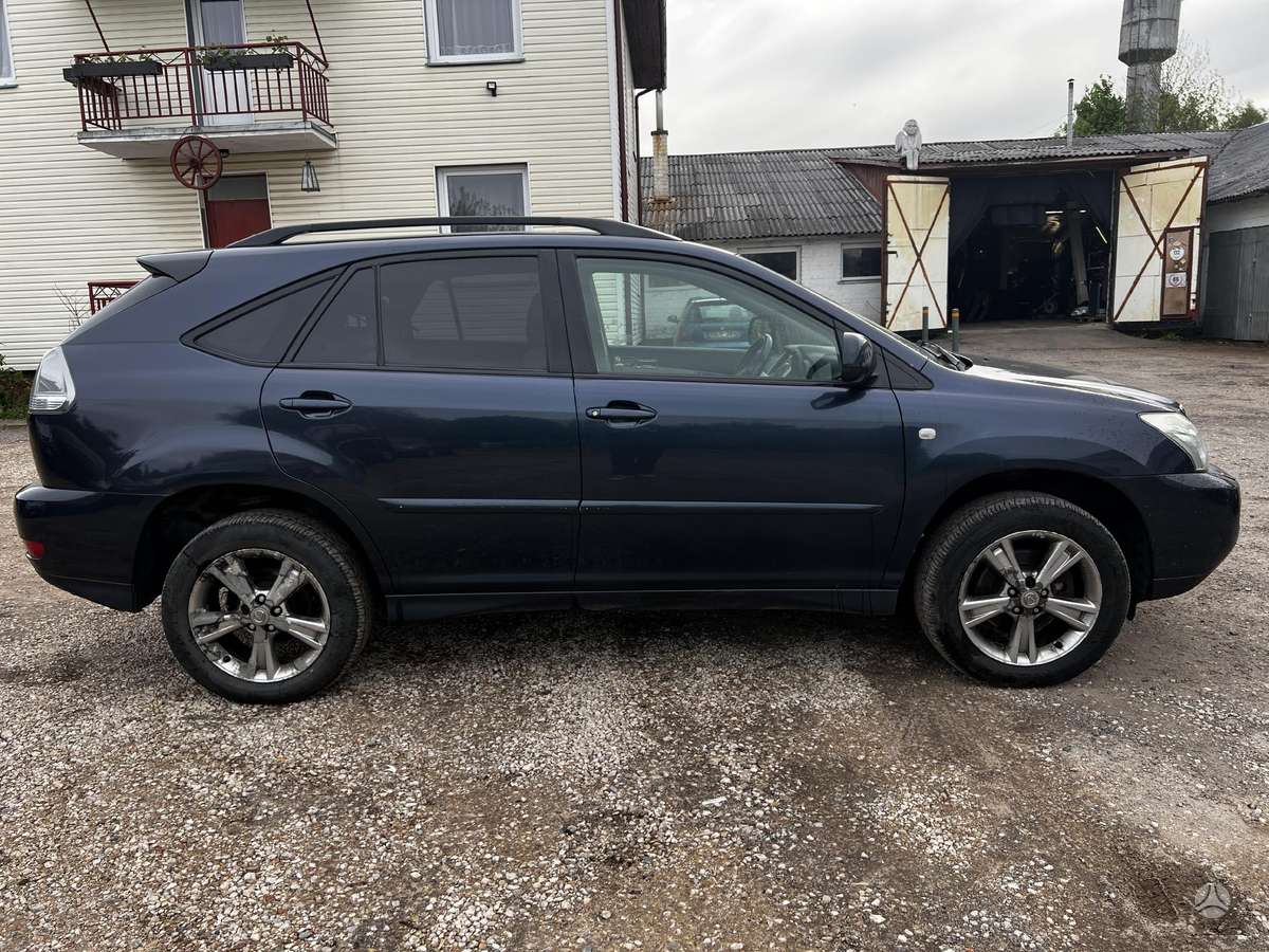 Lexus RX 400h Variklio ir baterijos nebera