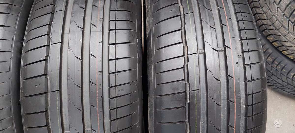 Hankook, vasaras 235/55 R19