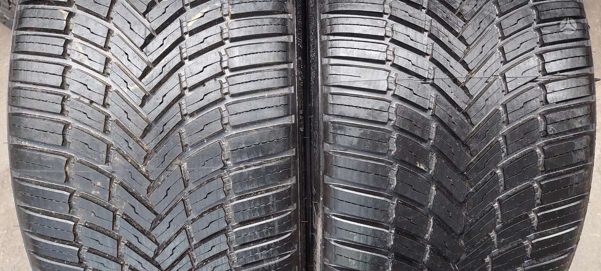 Bridgestone, всесезонные 235/35 R19