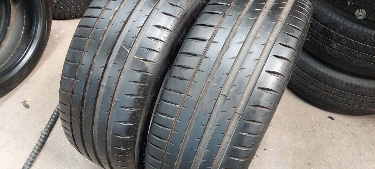 Michelin, vasaras 235/45 R19