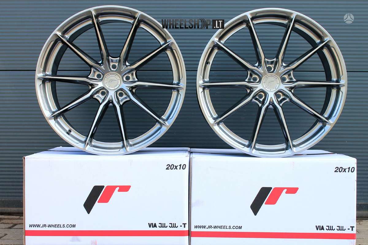 Japan Racing JR37 Hyper Black, light alloy, R20